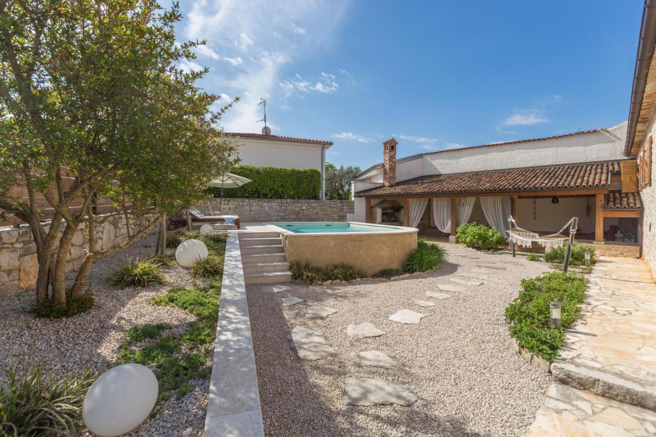 Casa Jagoda Visnjan Bagian luar foto