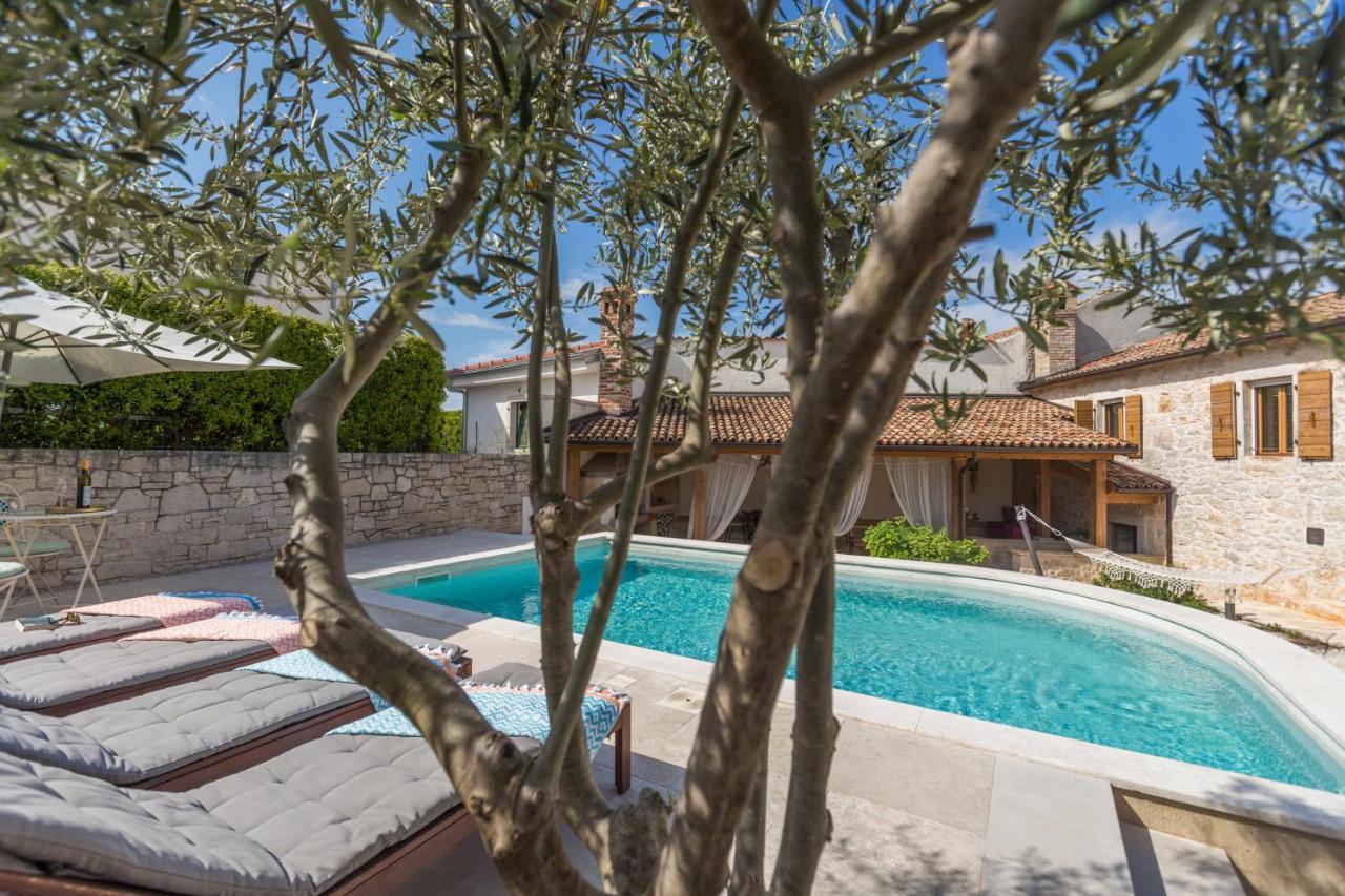 Casa Jagoda Visnjan Bagian luar foto